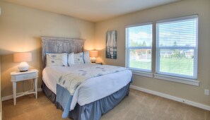 2 bedrooms, internet, bed sheets