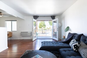 TV, DVD player - C2- Spotless Designer King Suite Home with View (Desert Hot Springs)