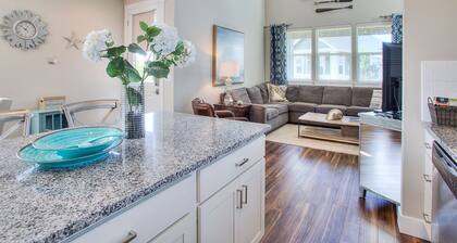 Beautifully appointed home, ADA accessible and hot tub