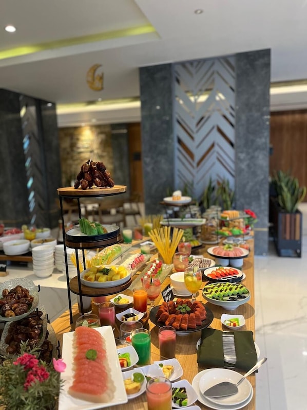 Daily buffet breakfast (IDR 90000 per person) - Facade Hotel by Azana (Tawangmangu)