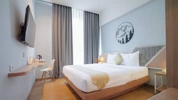 Kamar Double Deluks | Meja kerja, ruang kerja ramah laptop, dan tempat tidur lipat/tambahan