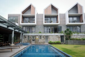 Front of property - Facade Hotel by Azana (Tawangmangu)