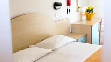 Double or Twin Room | 1 bedroom, in-room safe, bed sheets