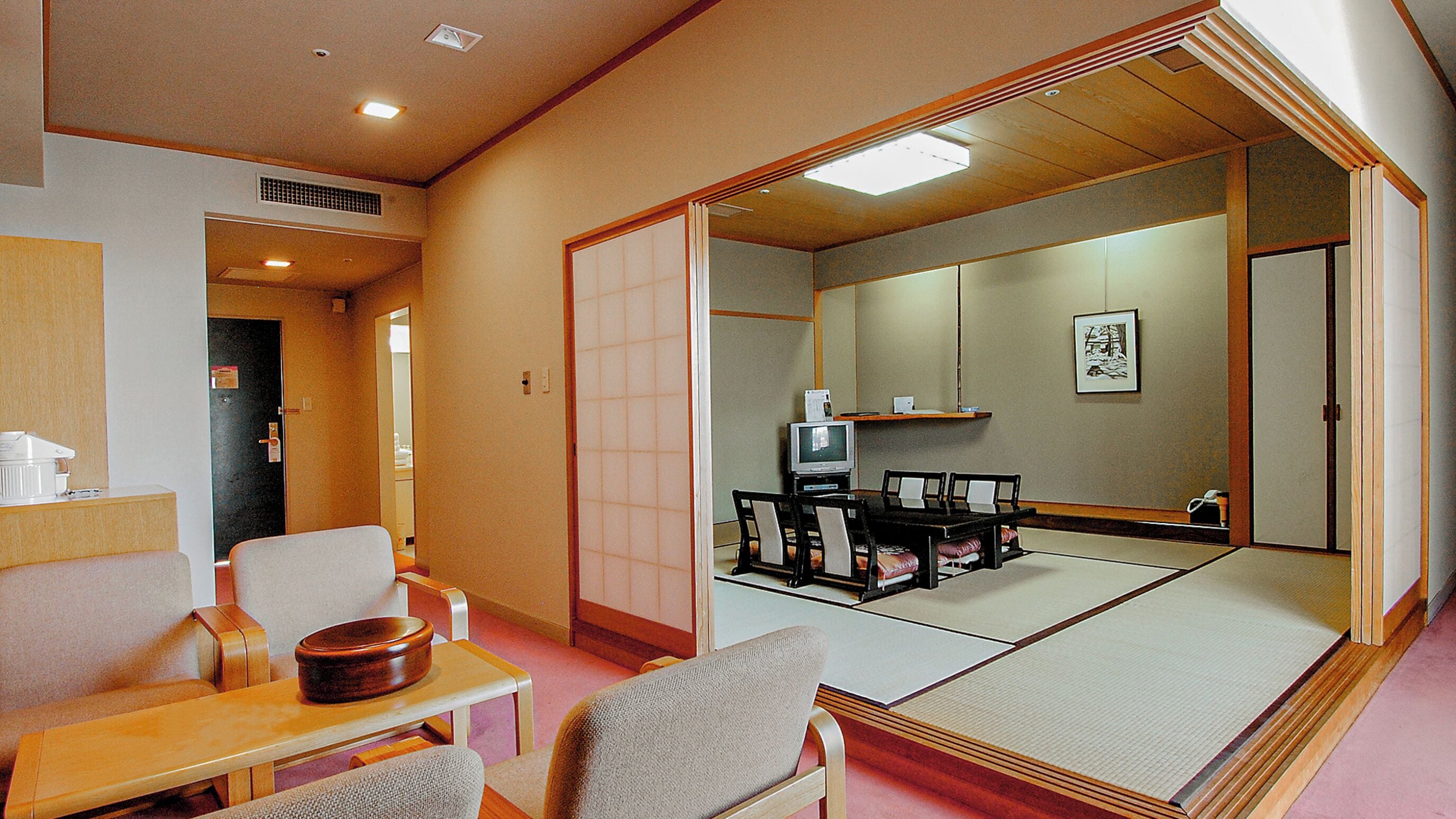 Japanese Style Room | Desk, blackout drapes, free WiFi, bed sheets