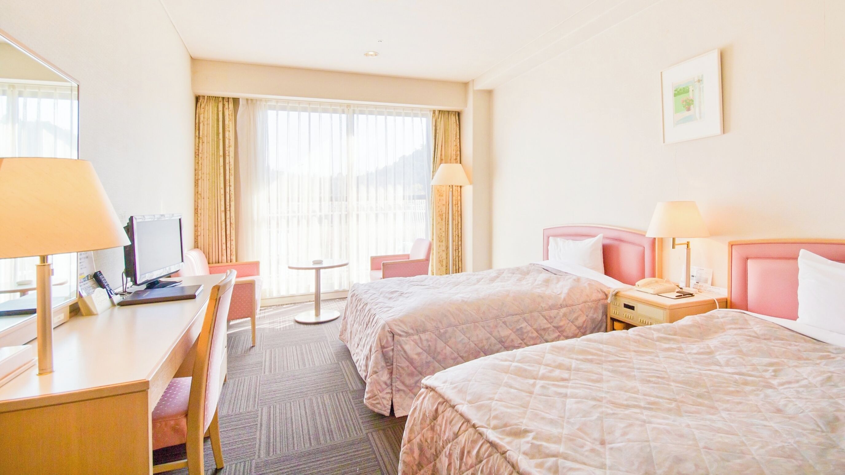 Business Twin Room | Desk, blackout drapes, free WiFi, bed sheets