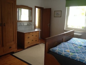 Comfort-Apartment | Kostenlose Babybetten, kostenloses WLAN, Bettwäsche