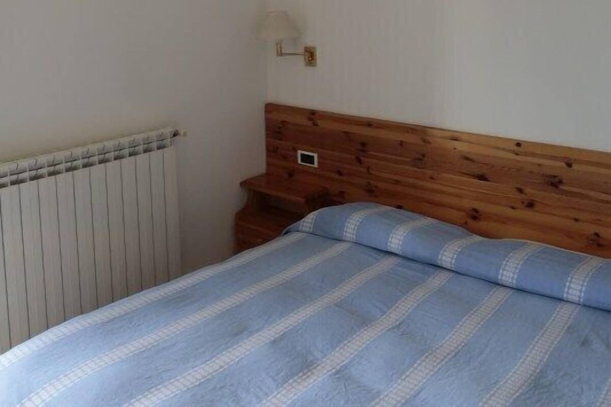 Caja de seguridad en la habitación, camas extra y ropa de cama