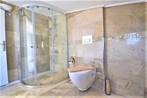 Villa, 5 Bedrooms | Bathroom - Villa Aqua (Kas)