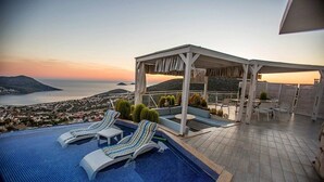 Sundeck - Villa Ciragan (Kas)