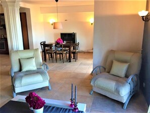 Villa | Living area