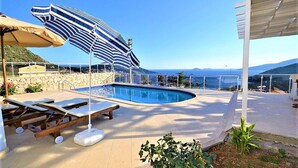 Unclassified image, 2 of 14, button - Villa Kulu (Kas)