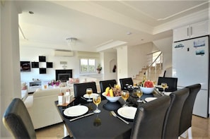Villa, 4 Bedrooms