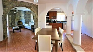 Iron/ironing board - Villa Sabra (Kas)