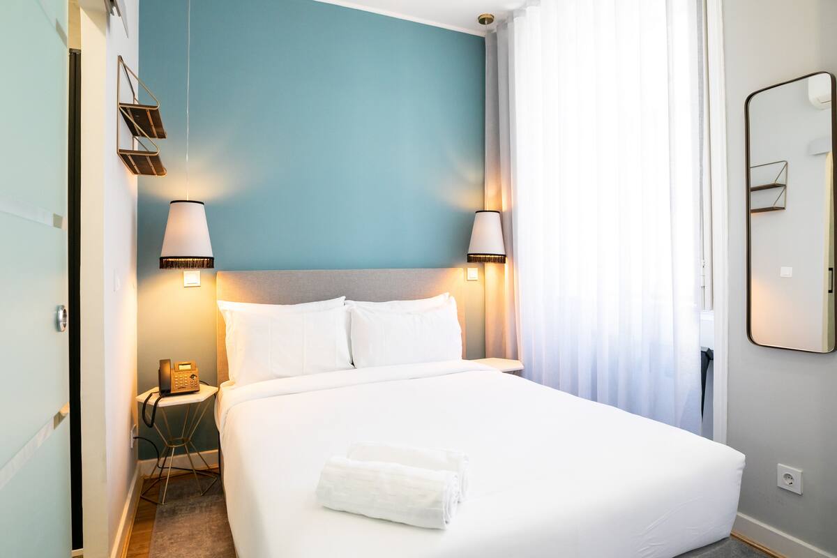 In-room safe, blackout drapes, iron/ironing board (on request)