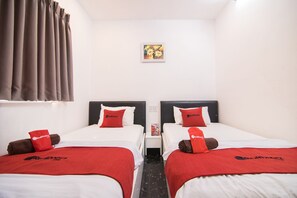 Desk, free WiFi, bed sheets