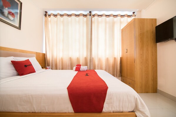 Chambre supérieure double | Bureau, accès au Wi-Fi (inclus), literie fournie