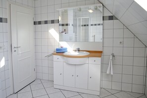 Kylpyhuone