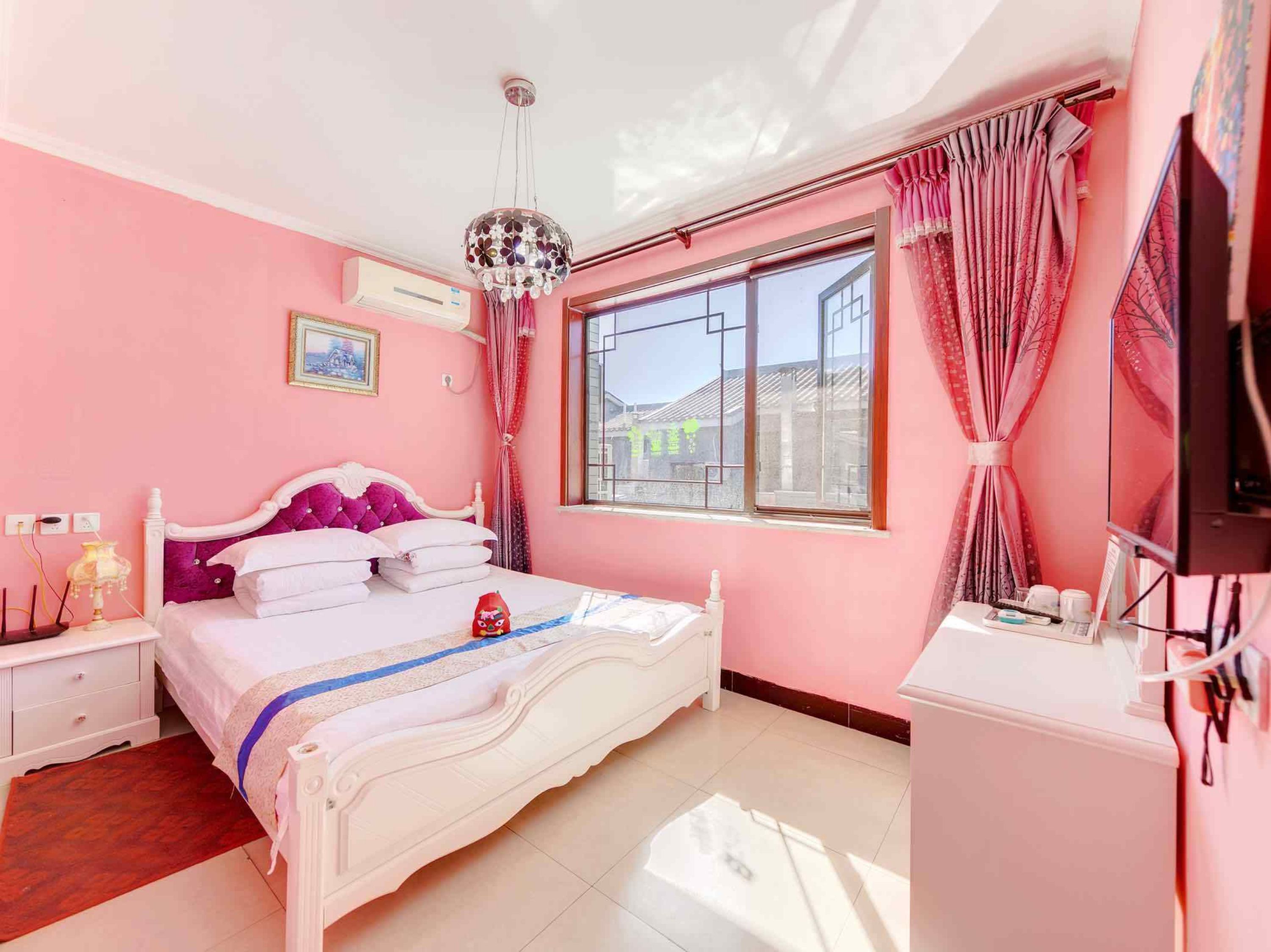 Habitación doble | Escritorio, cortinas opacas, wifi gratis