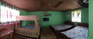 Room | Free WiFi, bed sheets - Den's Transient House (Alaminos)