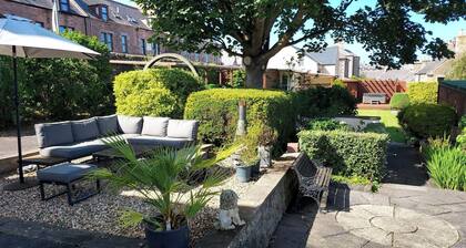 The Glenerne Guest House