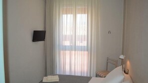 Free cribs/infant beds, free WiFi - Fonda Ca la Paula (Castellfollit de la Roca)