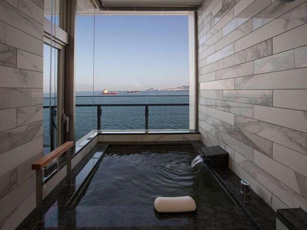 Unclassified image, 1 of 44, button - Hotel Kaze no Umi (Shimonoseki)