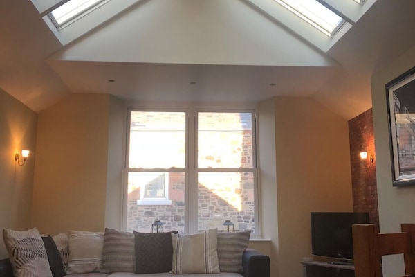 Flat-screen TV, DVD player