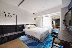 Cobrellits, caixa forta a l'habitació i cortines opaques