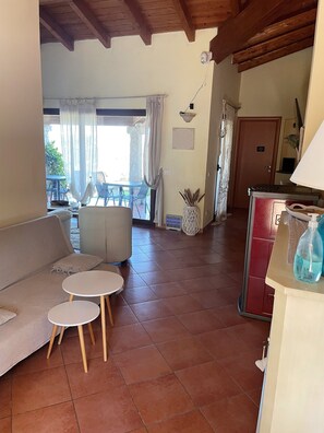 Lobby sitting area - B&B Su Donnigheddu (Golfo Aranci)