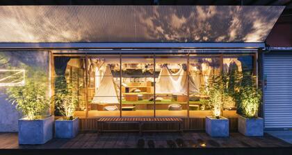 Theater Zzz - Hostel