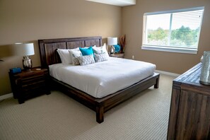 2 habitaciones, tabla de planchar con plancha, internet y ropa de cama 