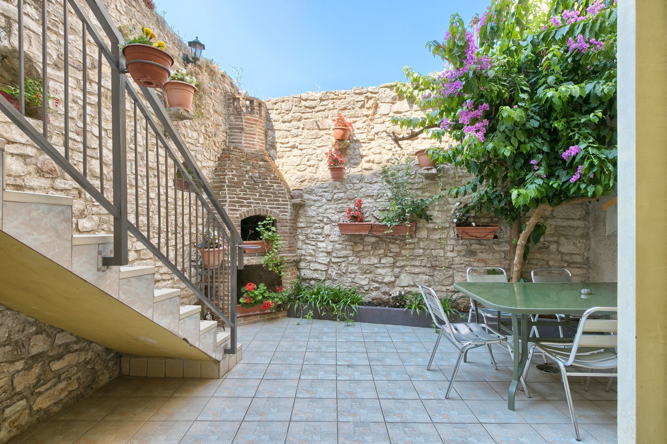 Enceinte de l’hébergement