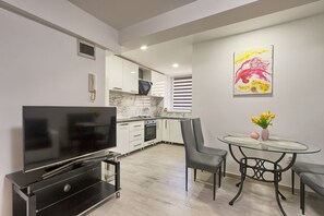 Appartement | Woonruimte | Een flatscreentelevisie