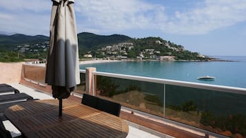 Apartamento, vista para o mar | Terraço/pátio