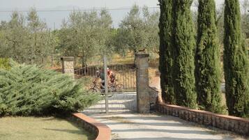 Enceinte de lâhĂ©bergement