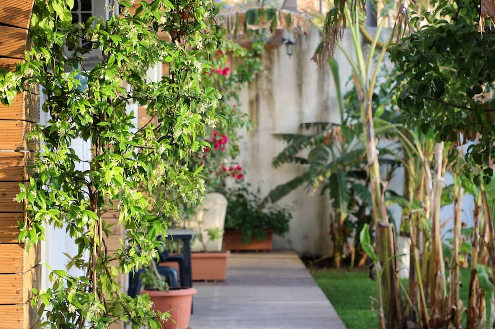 Villa Green Garden