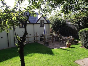 Garden - Carpenters Cottages (Chepstow)