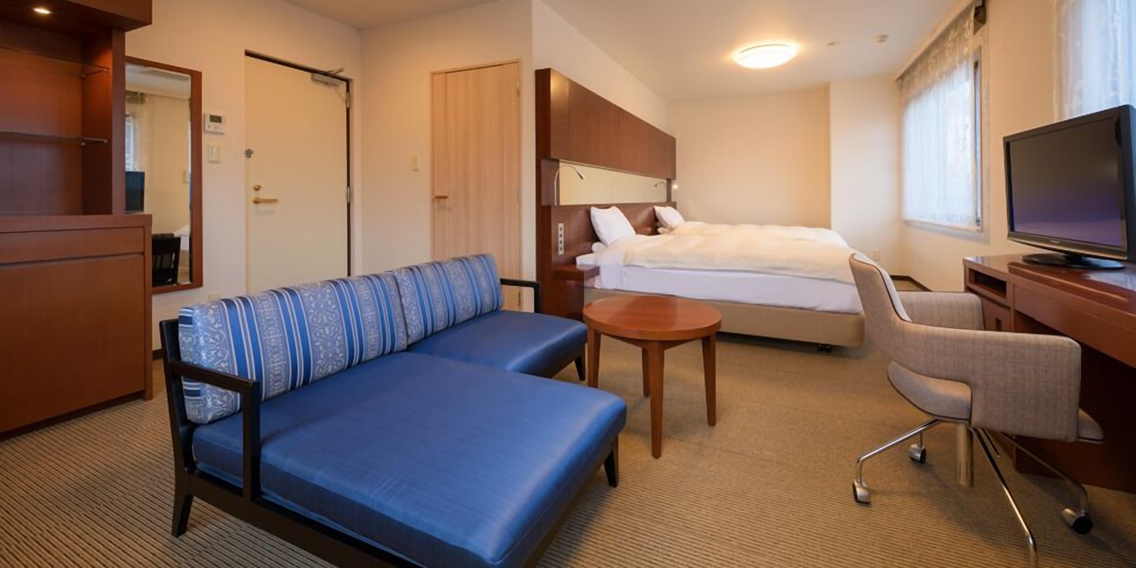 1 bedroom, desk, free wifi, bed sheets