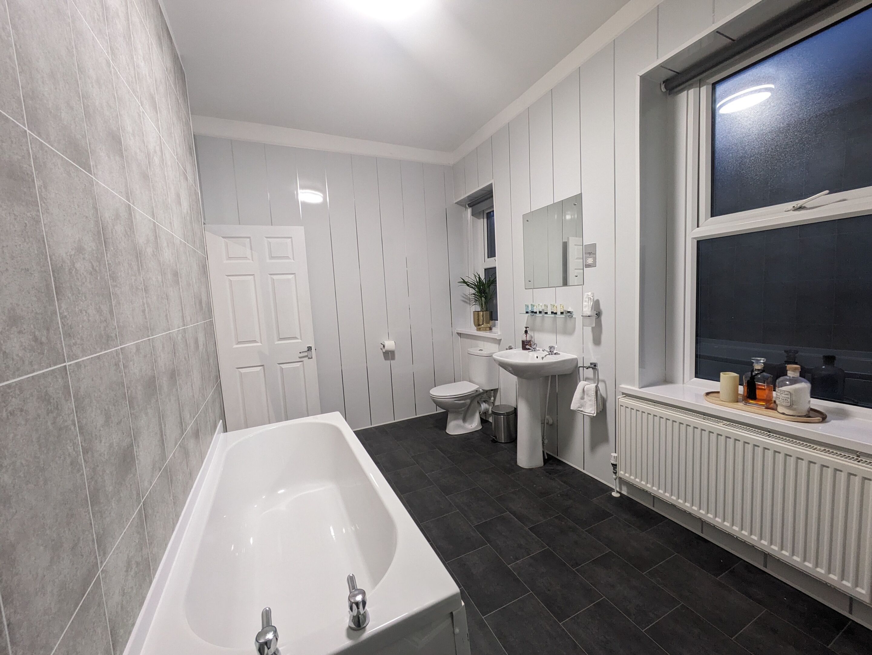 superior double room, ensuite | bathroom