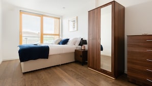 Unclassified image, 2 of 21, button - Platinum Impressive 2BR next to Borough (London)