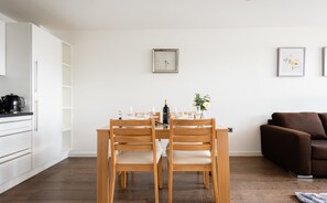 基本公寓 | 房內用餐區