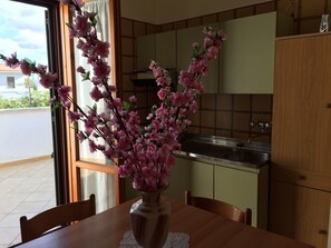 Apartment, 2 Schlafzimmer | Eigene Küche | Kühlschrank, Herdplatte, Espressomaschine