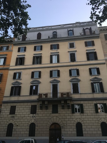 All You Need Is Rome Guesthouse