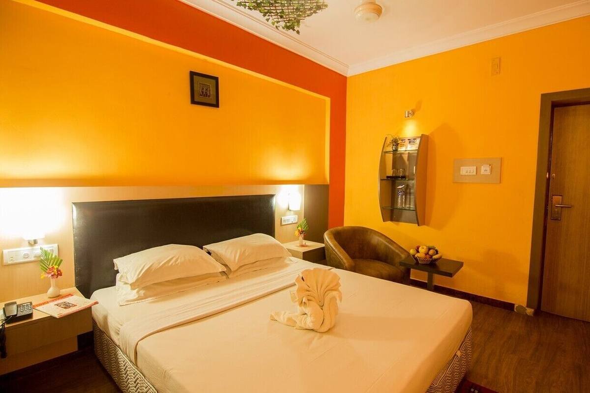 Rollaway beds, free WiFi