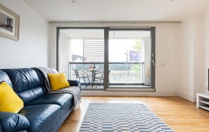 Leilighet | Oppholdsområde | TV