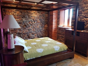 Desk, blackout curtains, rollaway beds, free WiFi