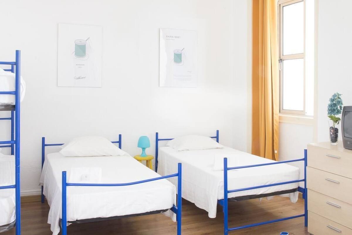 Room, Private Bathroom (Quintuple) | Blackout drapes, WiFi (free), bed sheets