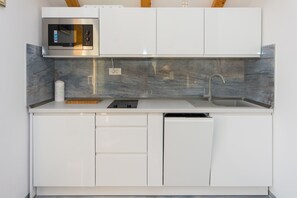 Studio, Sea View | Private kitchen | Full-size fridge, microwave, oven, stovetop