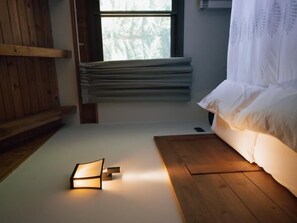 3 bedrooms, iron/ironing board, Internet, bed sheets