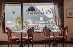 Dining - Hotel Marseille (Shimoda)